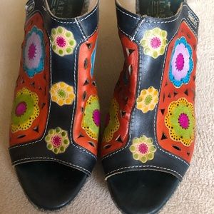 Women's L'Artiste by Spring Step Belen size 8
